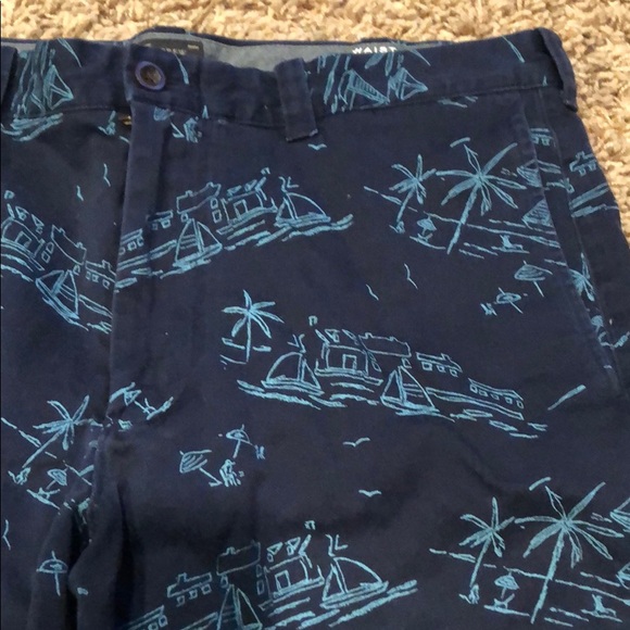 J Crew flat front shorts - Picture 4 of 5